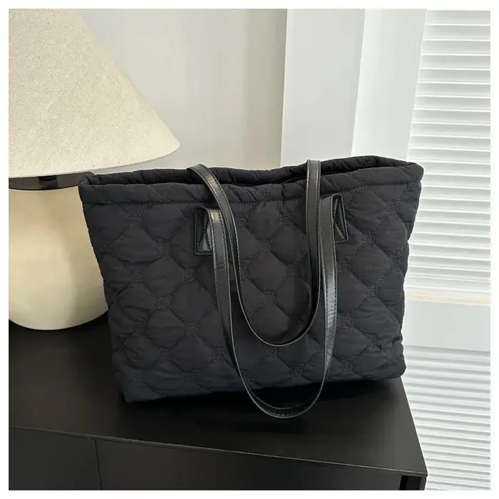 Sac fourre-tout matelassé personnalisé avec broderie pour femme, grand sac à bandoulière avec nom pe