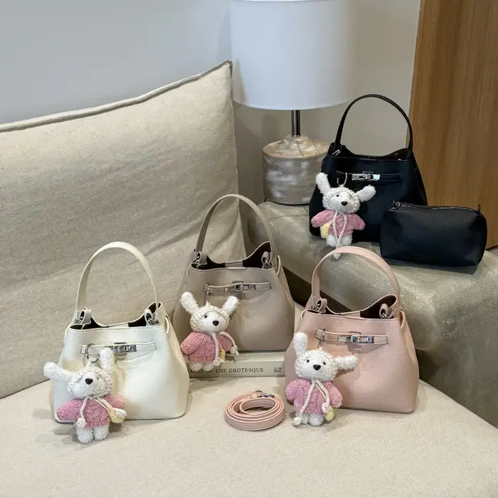 Sac Seau Élégant à Boucle Verrouillable pour Femme, Sac à Bandoulière Polyvalent Décontracté, Style Luxe, Nouvelle Version Coréenne 2026, Sac à Main
