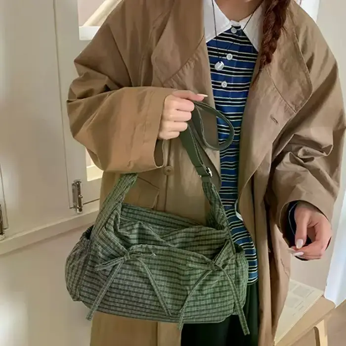 Sac à bandoulière rétro à motif quadrillé