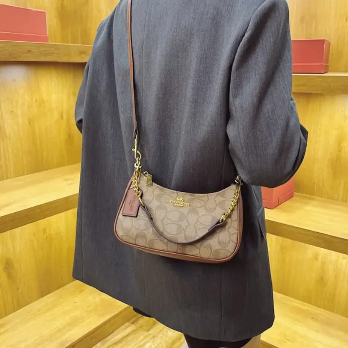 Sac à main vintage en cuir haut de gamme