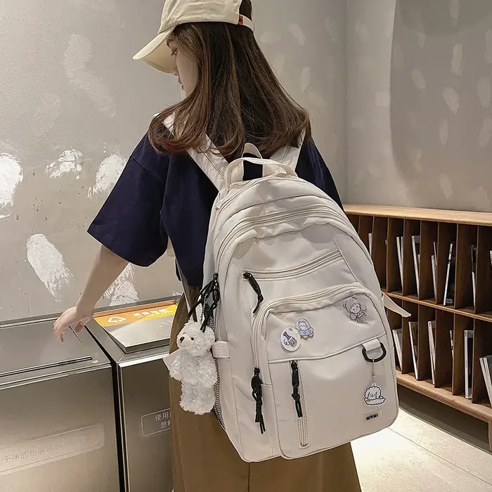Mode grand étudiant sac à dos nouveau Badge sac à dos filles sac d'école haute capacité femmes sac à dos femme mignon loisirs voyage Mochila