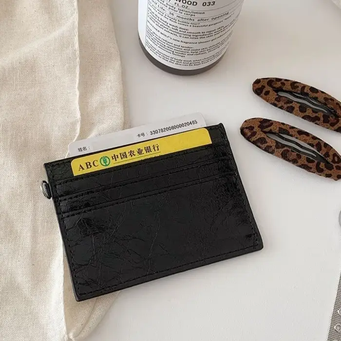 Portefeuille compact ultra-fin en cuir craquelé