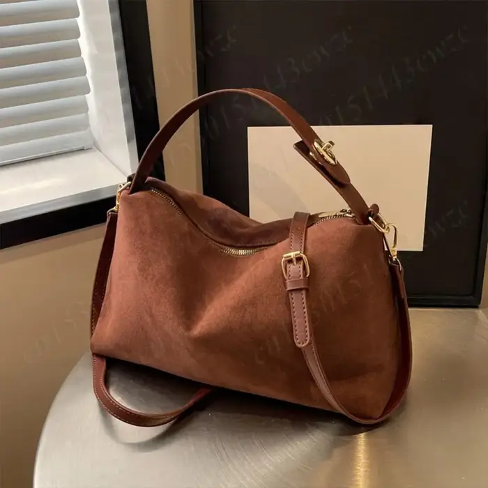 Sac à main hobo en daim pour femme