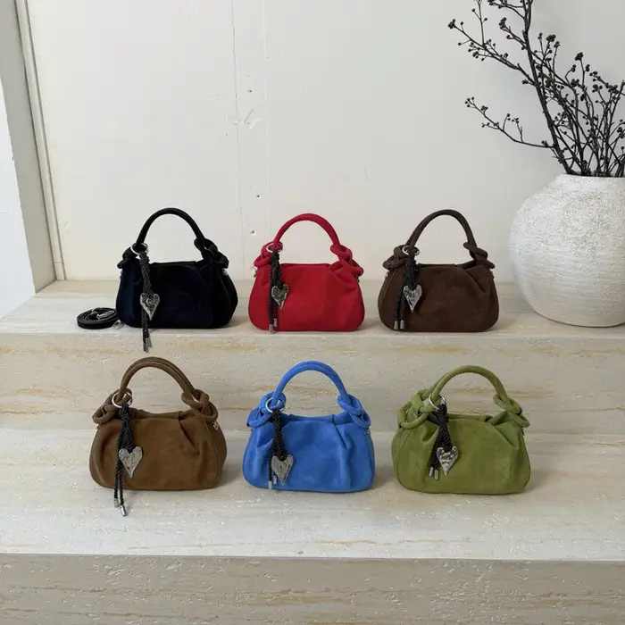 Petits sacs à bandoulière en cuir suédé pour femmes