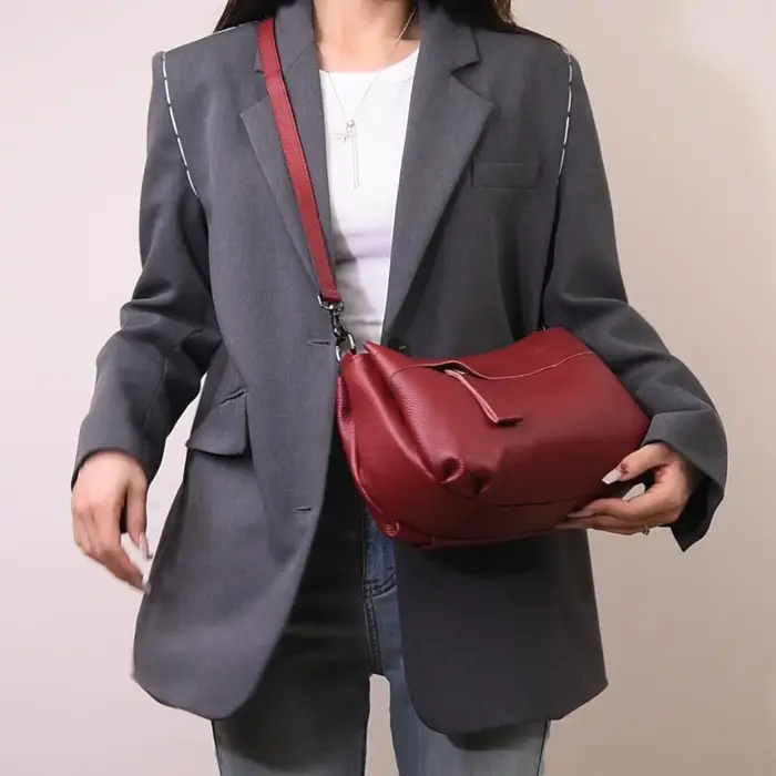 Sac à bandoulière en cuir véritable pour femmes
