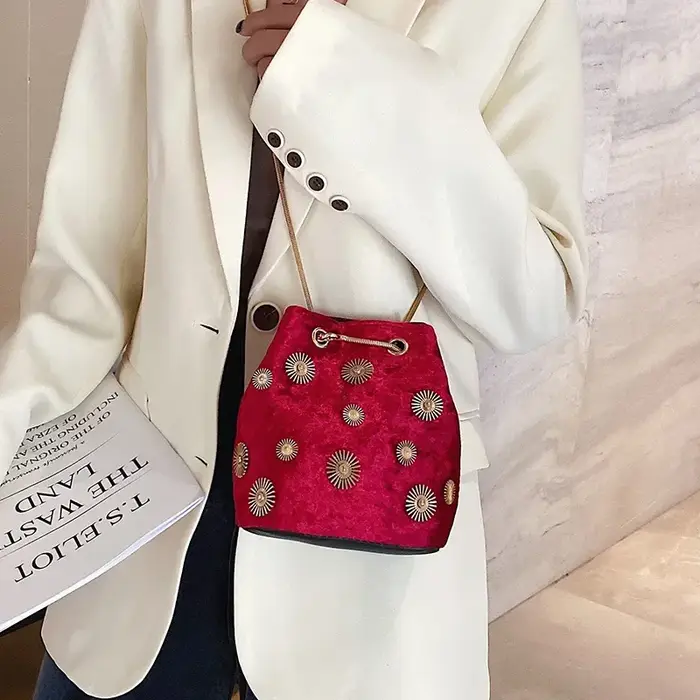 Nouveaux sacs à bandoulière pour femmes sac seau élégant sac à main en velours fourre-tout sac