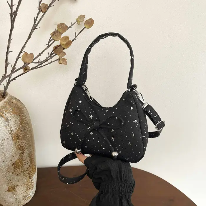 Sac à bandoulière Hobo jaune pâle à imprimé étoiles pour femme, mini sac à main bandoulière avec san