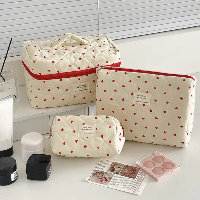 Mode Ins coeur femmes Quilting sac de maquillage grande capacité toilette cosmétique pochette de rangement sac à main