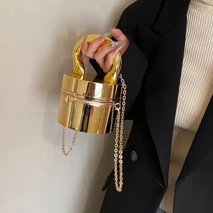 Sac à main boîte en or brillant pour femmes
