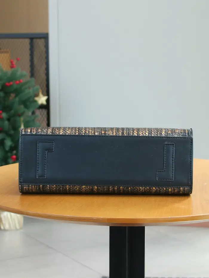 Sac à main de luxe pour femme, nouvelle collection automne/hiver 2026, en cuir verni motif léopard,