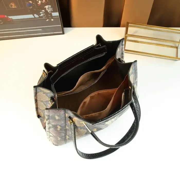 Nouveau Sac à Main Femme Haut de Gamme Grande Capacité Motif Serpent Tendance 2026 – Sac Seau Polyvalent Porté Épaule ou Croisé
