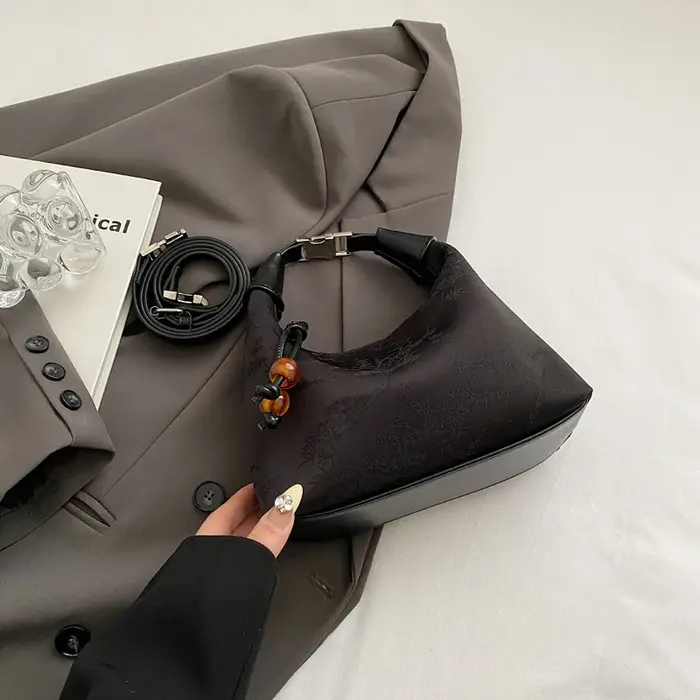 Sac à main brodé chinois tendance, sac à bandoulière polyvalent, nouveau sac fourre-tout style chino