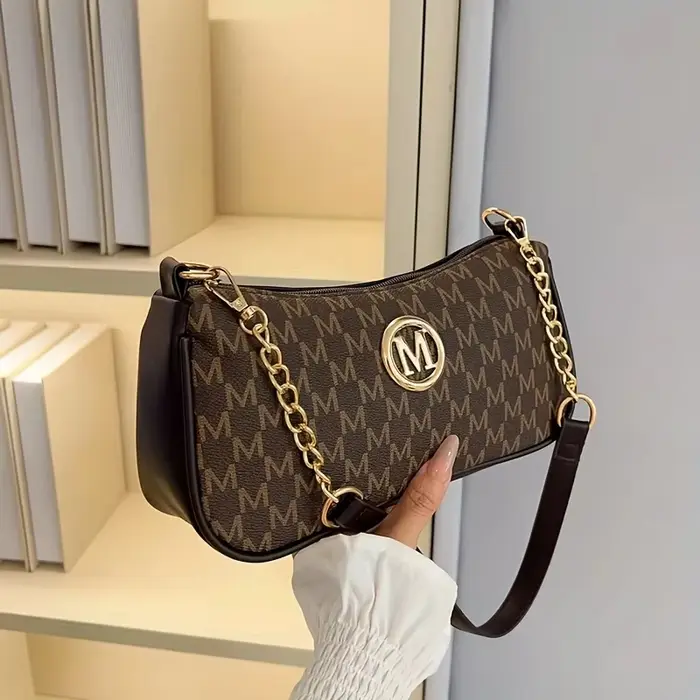 Sac carré simple tendance 2026 pour femme