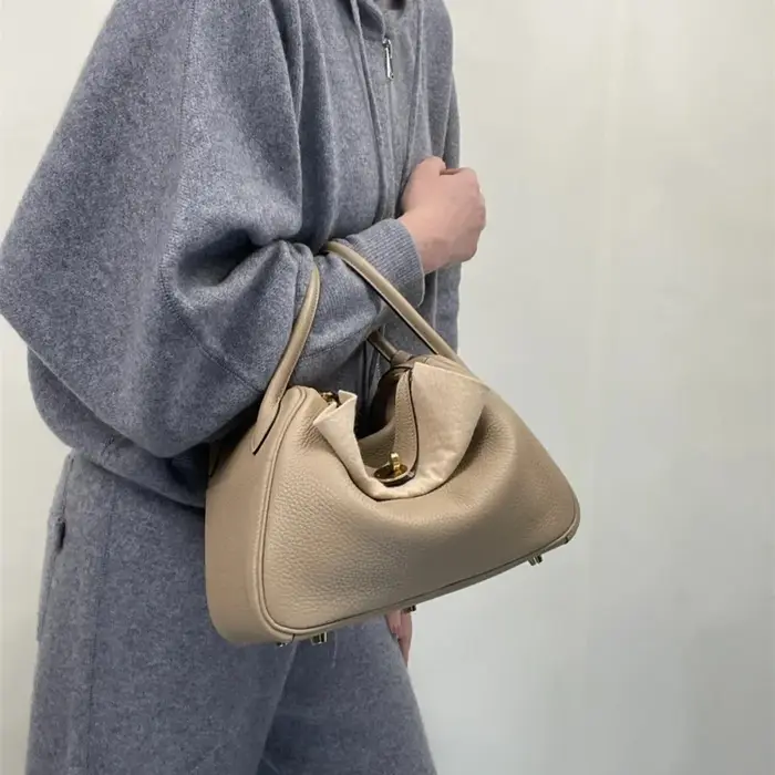 Sac à bandoulière mini en cuir véritable Lindi pour femme
