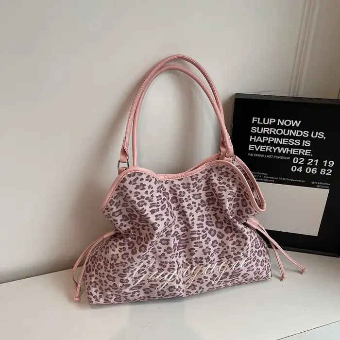 Sacs fourre-tout pour femmes