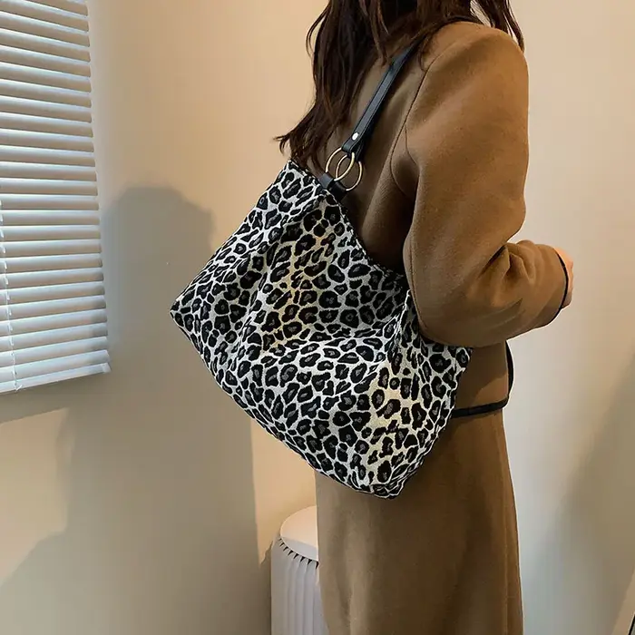 Sacs à main élégants en tissu imprimé léopard pour femmes