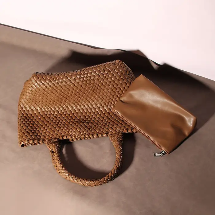 Sacs à main de styliste en tricot pour femmes, sac à bandoulière simple de grande capacité en cuir P