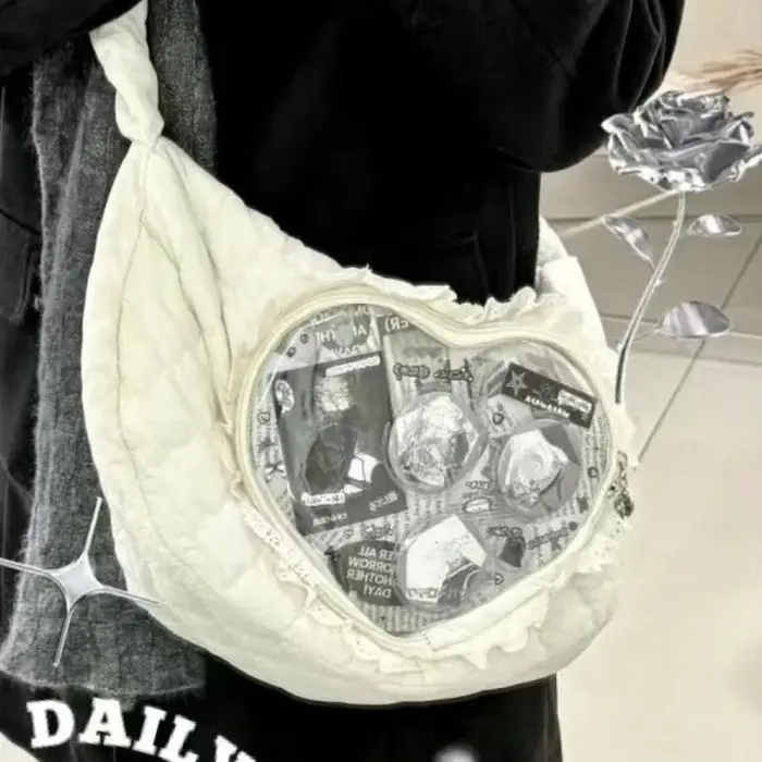 Sac à main rose plissé pour femmes