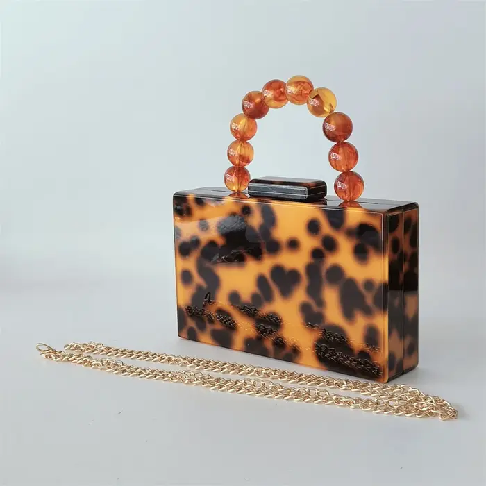 Sac à main nacré de luxe léopard