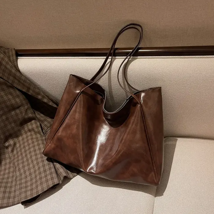 Fourre-tout sac pour femme Style coréen grande capacité sac à bandoulière en cuir souple rétro décontracté sac seau à main 2025 Одноп mga ume сумка