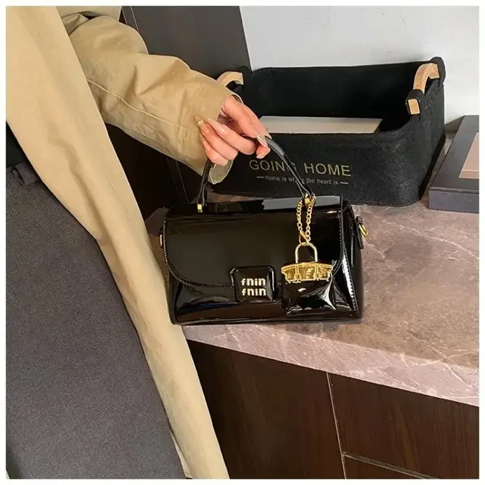 Sac à langer élégant de style rétro : Sac à main de luxe pour femme