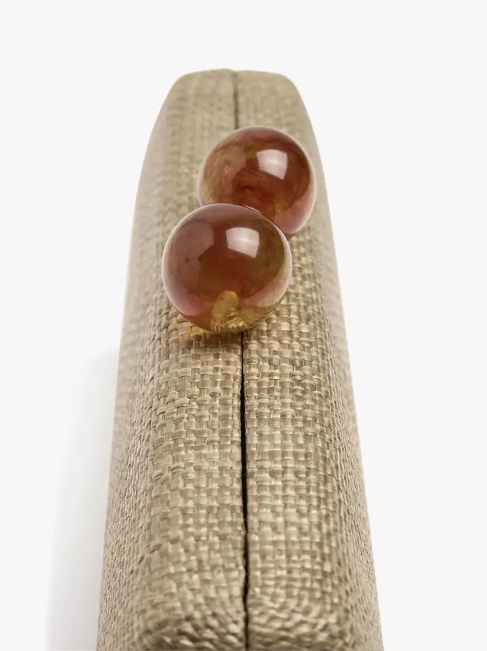 Pochettes en paille pour femmes