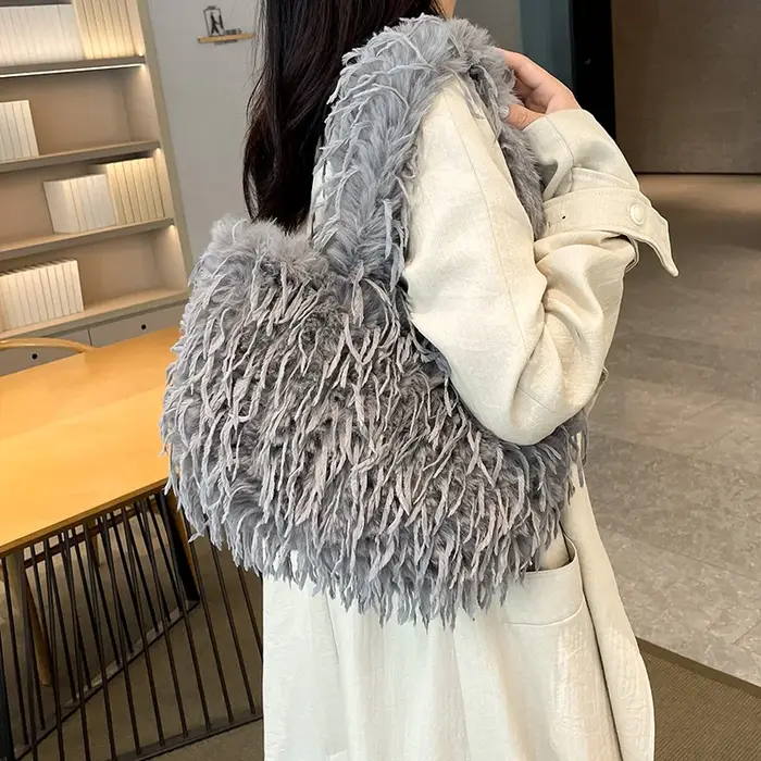 Sac à main en fausse fourrure pour femmes