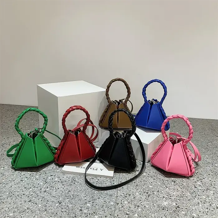 Sac fourre-tout en cuir Twist pour femme
