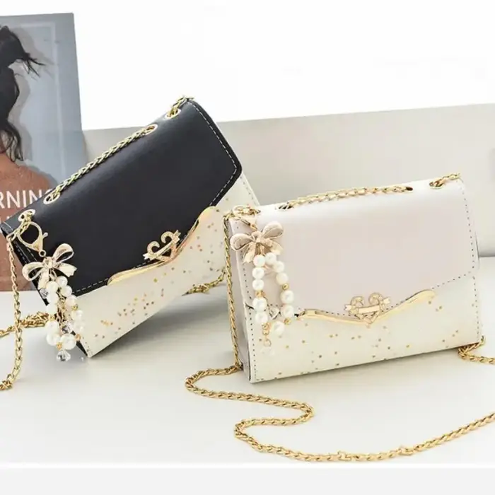 Pochette dames sac à main en cuir PU avec pendentif gland sac de messager de mode femmes