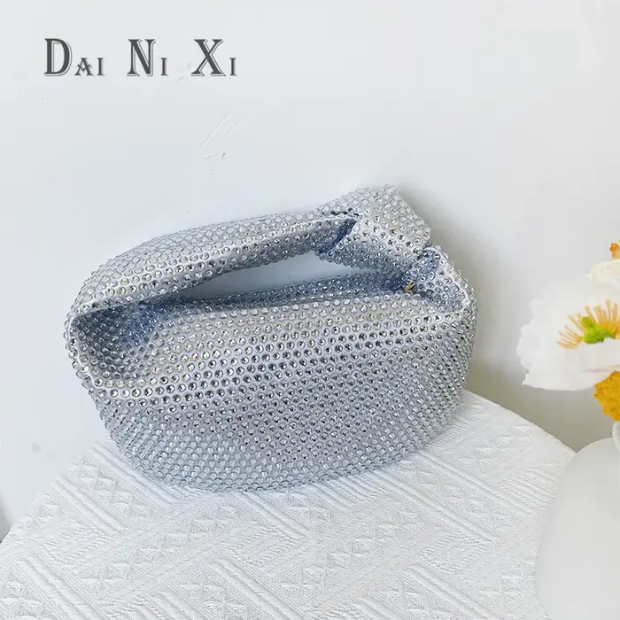 Sac à main de luxe noué en cristal strass diamant nuage pour femmes, sac de soirée brillant scintill