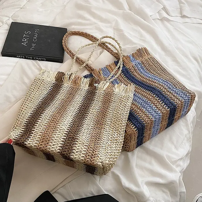 Sac à main en paille rayé pour femmes