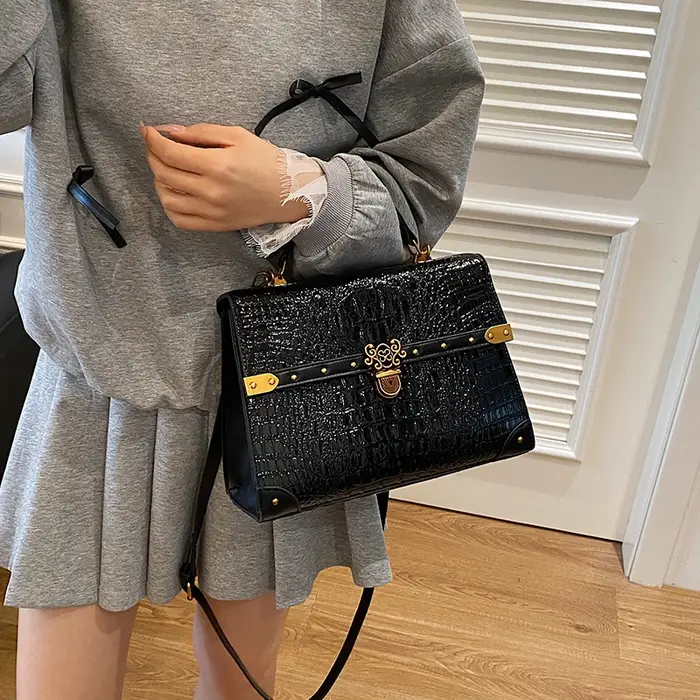 Sac à main violet de luxe classique pour femmes