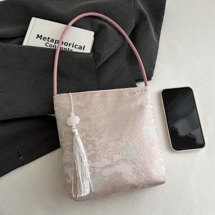 Sac à bandoulière brodé chinois à la mode