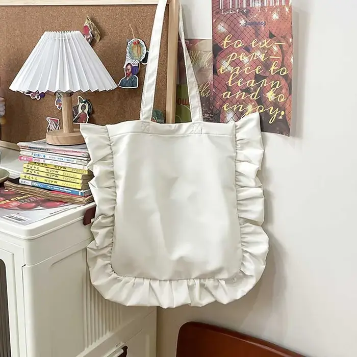 Sac à bandoulière élégant à volants pour femmes
