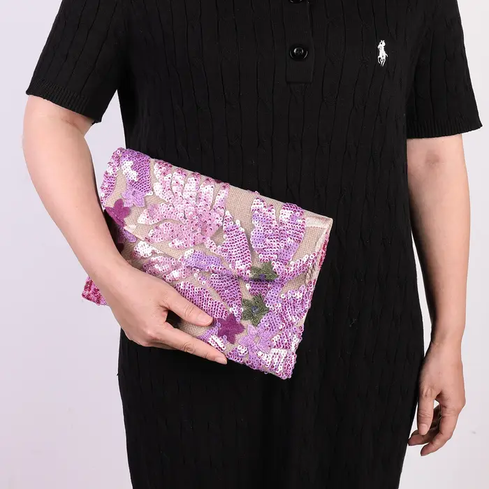 Pochette de soirée à paillettes brodées florales