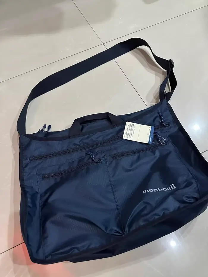 Montbell Sac de rangement d'épaule à bandoulière imperméable en nylon léger extérieur