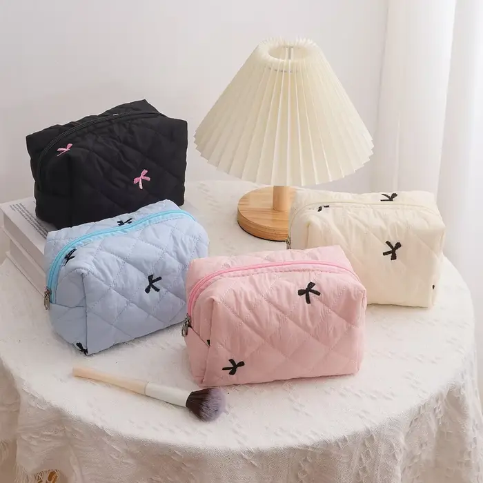 Trousse de maquillage brodée avec nœud pour femmes