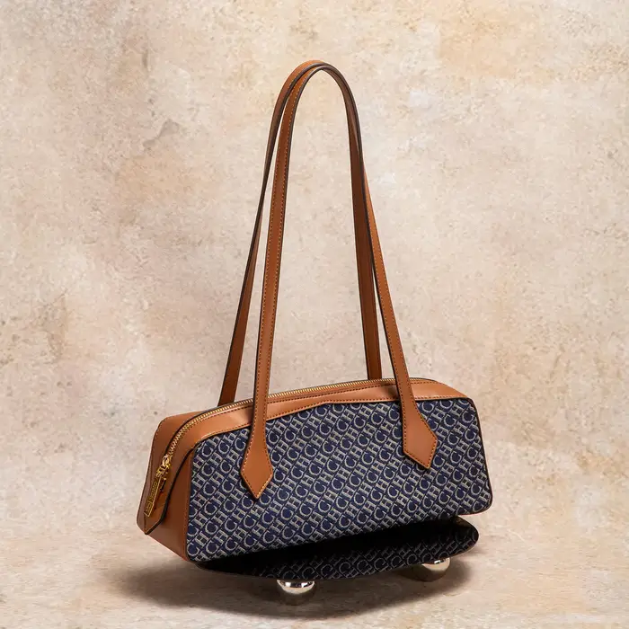Les sangles ergonomiques en cuir à motifs artistiques combinent des sacs fourre-tout en cuir géométr