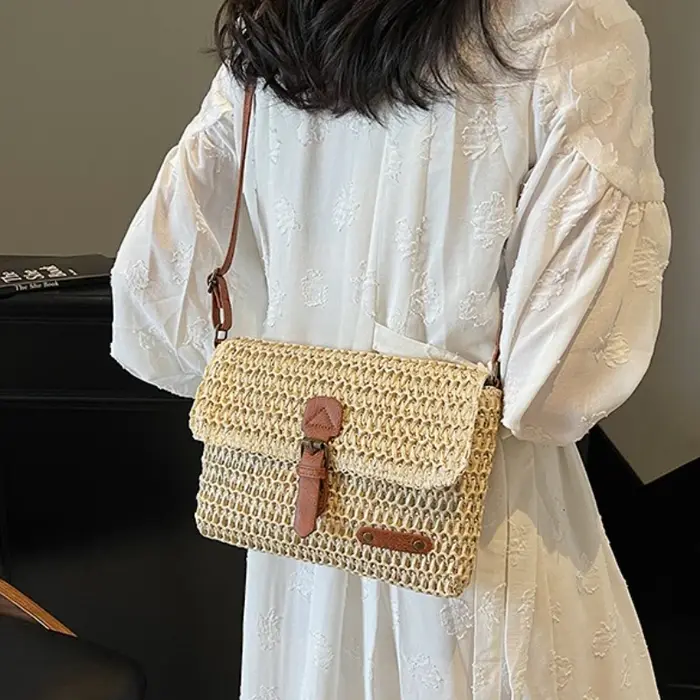 Nouveau sac à bandoulière en paille à la mode pour femmes