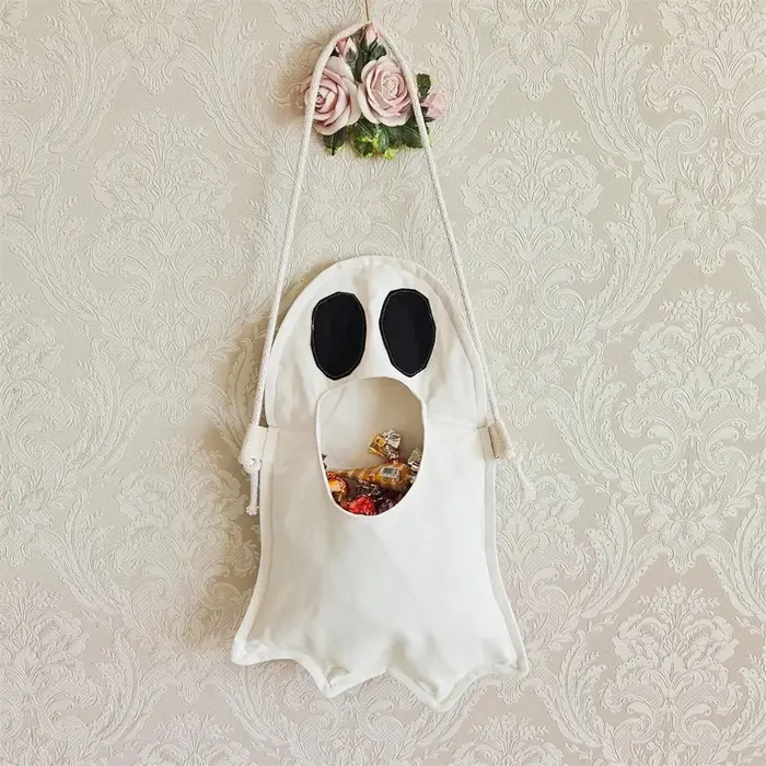 Sac d'astuce ou de friandises fantôme d'halloween pour enfants