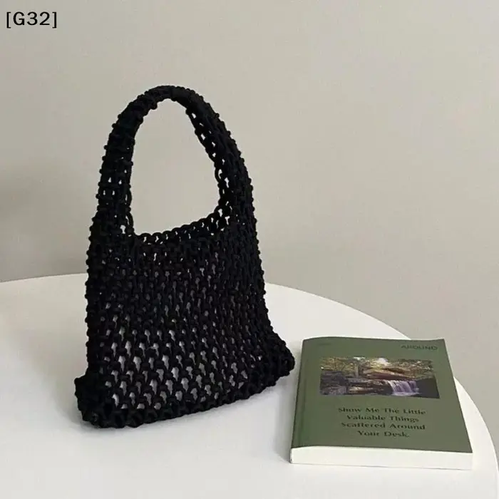 Sac à main tricoté ajouré fait main