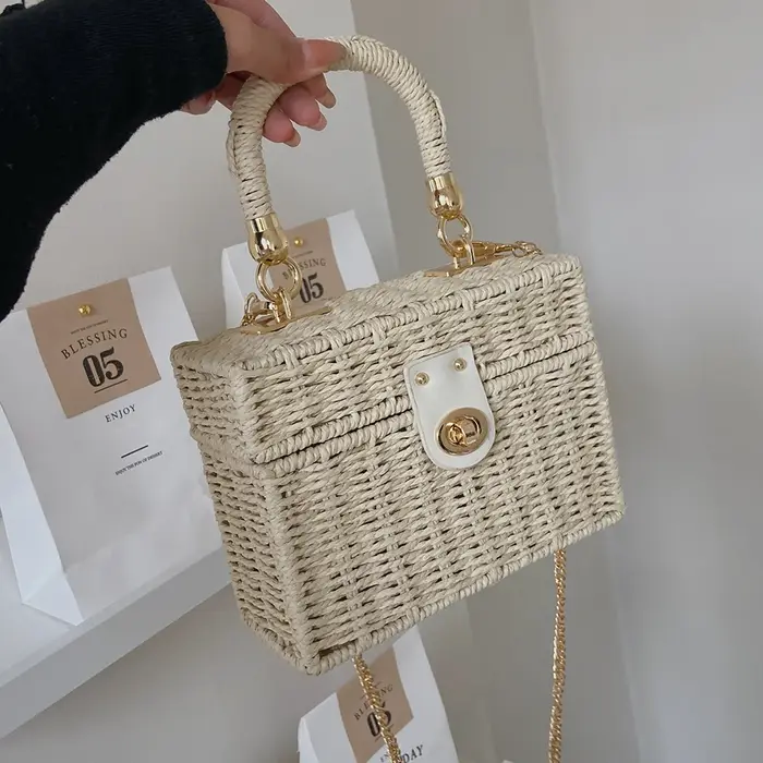 Sac à bandoulière en rotin et paille pour femmes