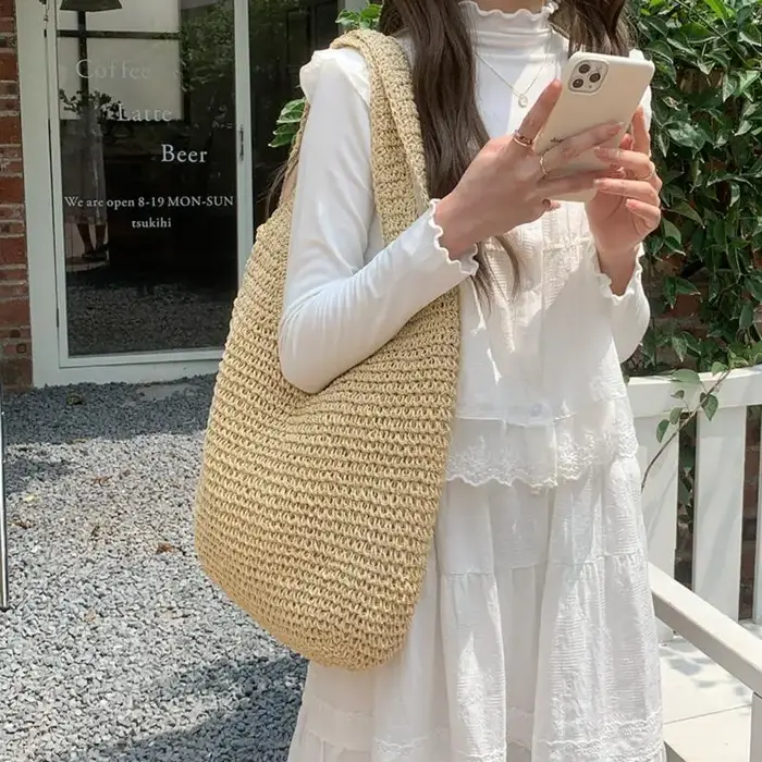 Sac à bandoulière en paille tressée pour femmes