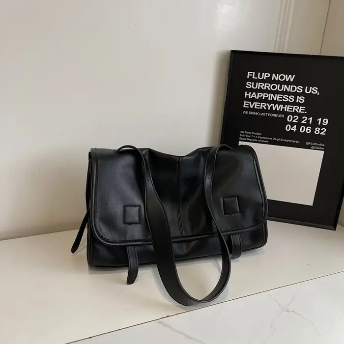 Sac enveloppe noir Simple, sac à bandoulière de grande capacité pour femmes, sacoche en cuir souple,