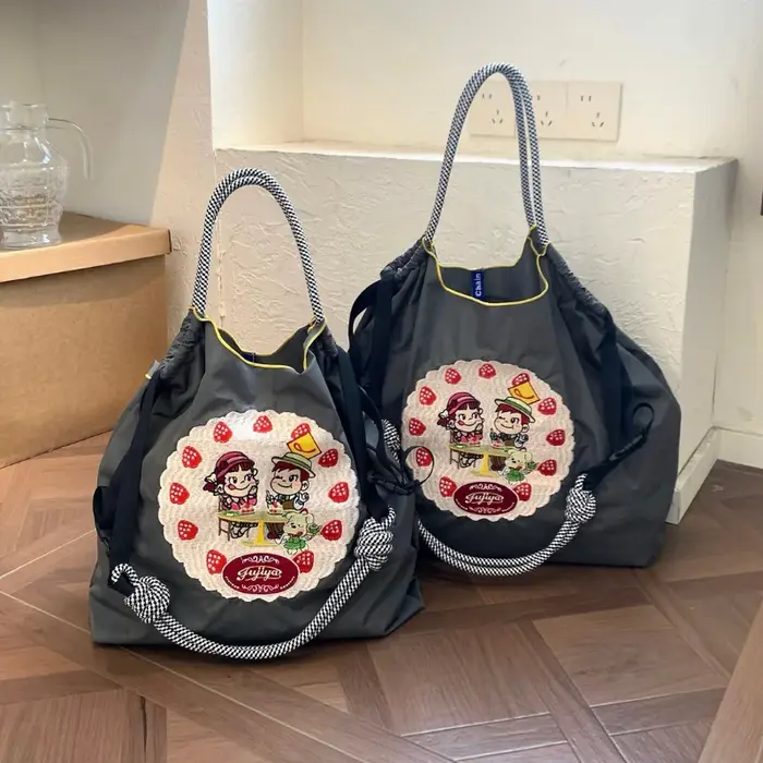 Sac de shopping brodé de style japonais