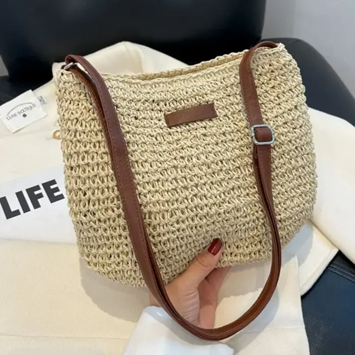Sac bandoulière tressé en paille pour femme