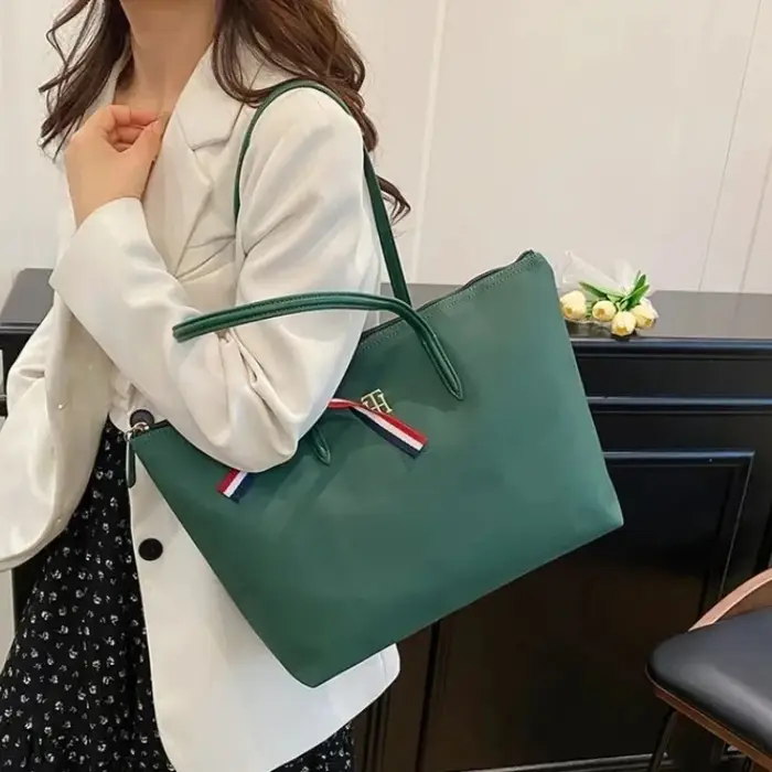 Sac à langer élégant de créateur : Sac à main bandoulière