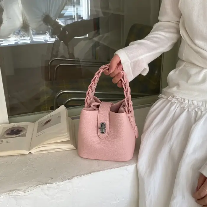 Sac Seau Urbain Minimaliste Motif Litchi Tendance Polyvalent Sac à Bandoulière Simple pour Trajet Quotidien Sac Croisé Personnalisé