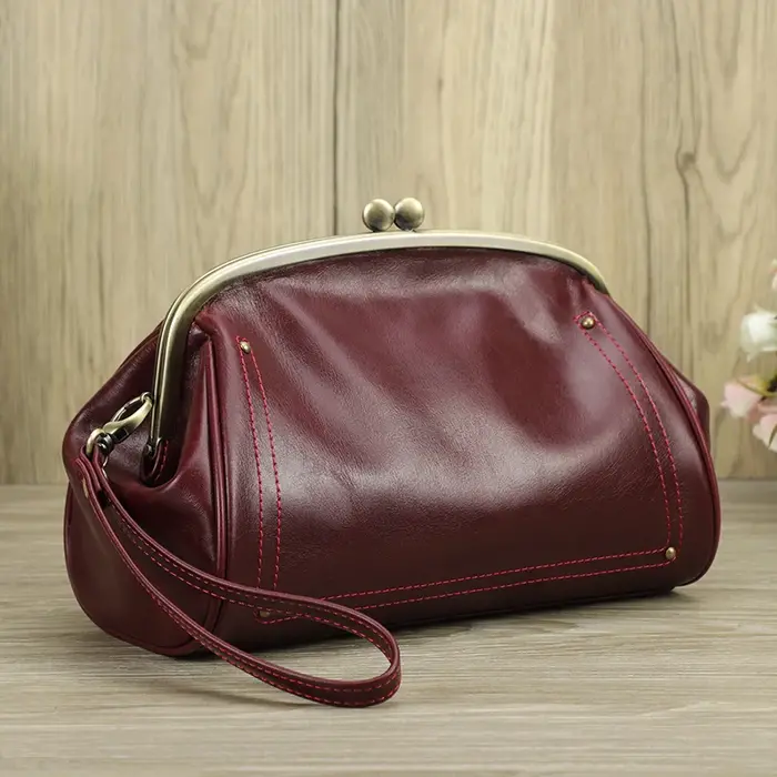 Pochette en cuir véritable pour femme
