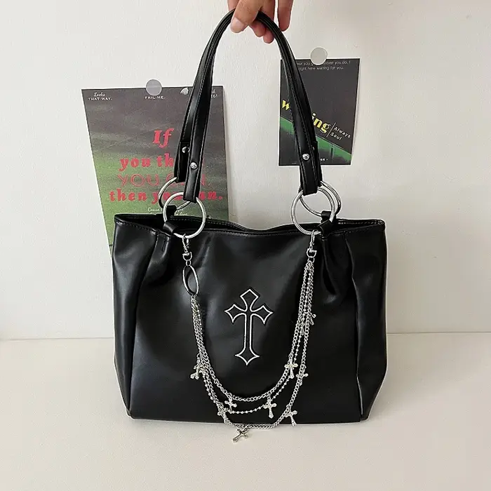 Sac fourre-tout gothique noir de grande capacité pour femmes Y2k, sacs à bandoulière avec chaîne pou